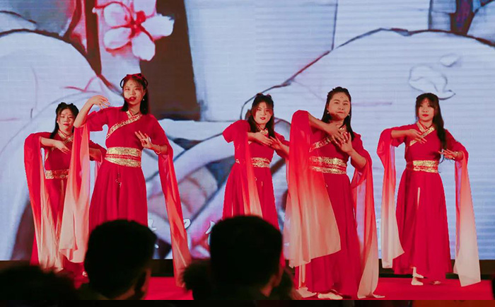 �ൺ�ڲ���������Ϊ��רҵ������ҵ